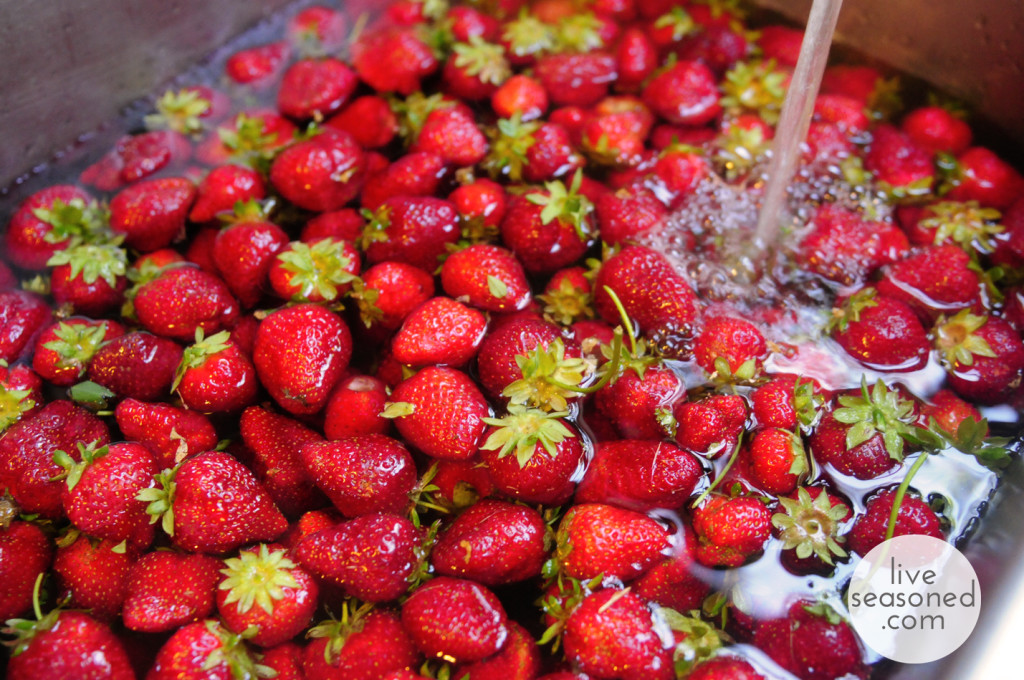 liveseasoned_spring2014_strawberries5